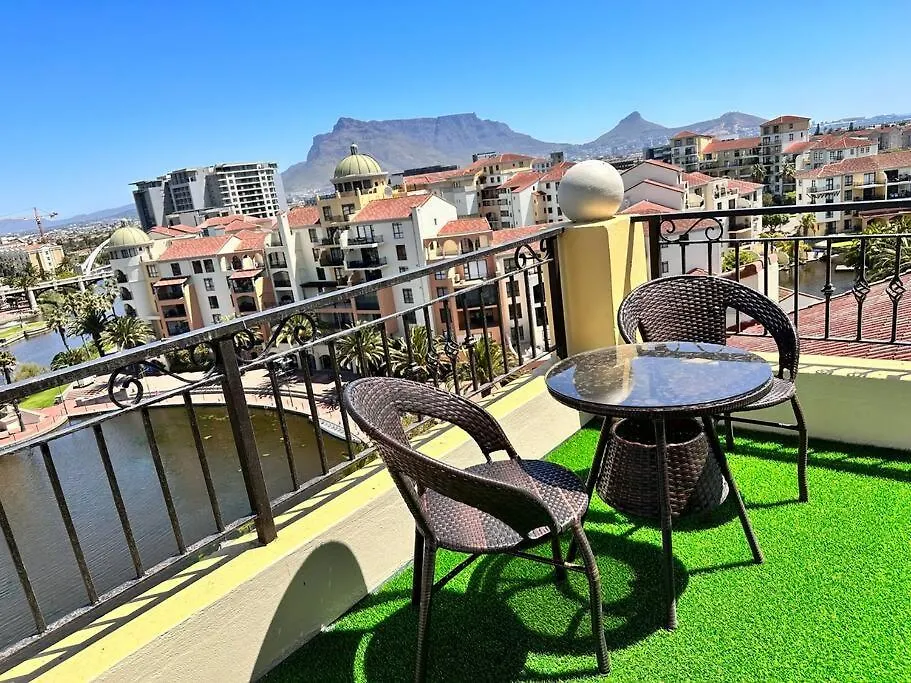 30% Off Designer Penthouse - Backup Power - Cape Town Διαμέρισμα