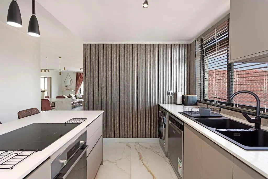 30% Off Designer Penthouse - Backup Power - Cape Town Διαμέρισμα